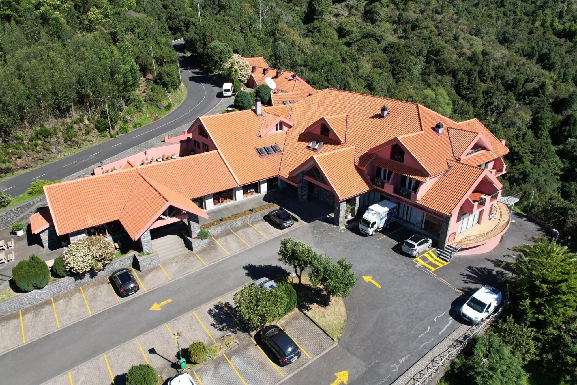 Valley View Hotel Encumeada Senhora do Rosário Exterior photo